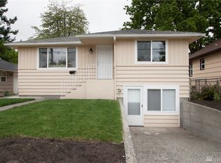 8833 16th Ave SW, Seattle, WA 98106