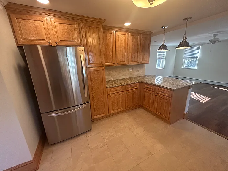 712 Arlington Rd — Photo 9