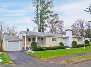 12 Crooker Dr, Lynn, MA 01904