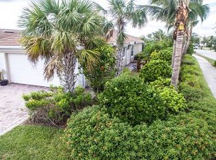 8371 Karina Ct, Naples, FL 34114