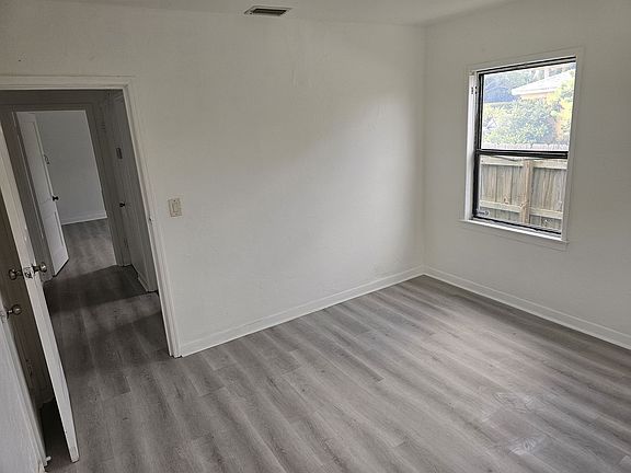 5th image of 701 N J St APT A