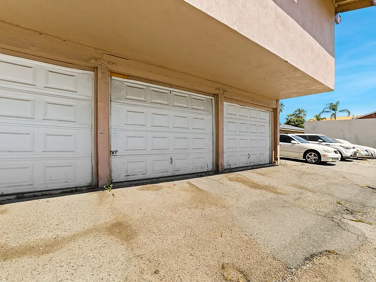 1017 Oxford Dr #D — Photo 27