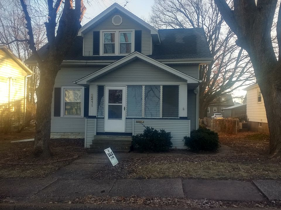 1st image of 2211 N Howell St