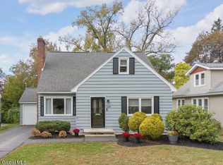 1109 Millington Rd, Niskayuna, NY 12309