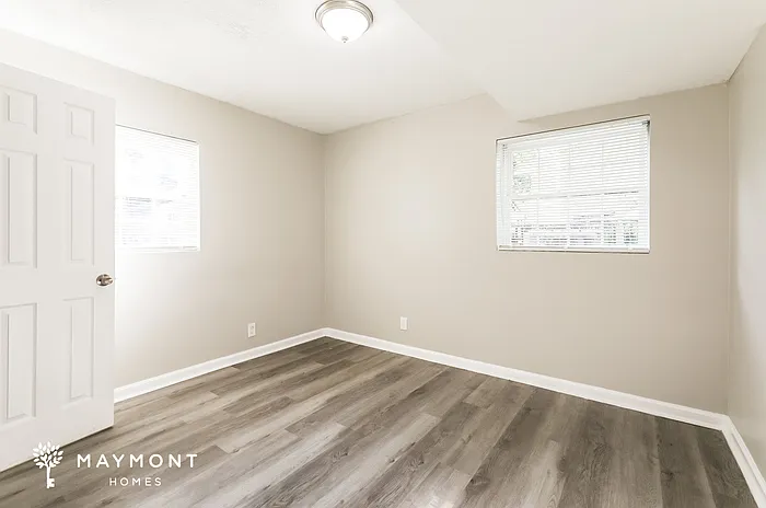 5365 Denny Dr — Photo 10