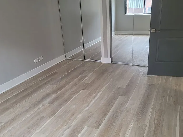 Royal Grove Apartments — Photo 33