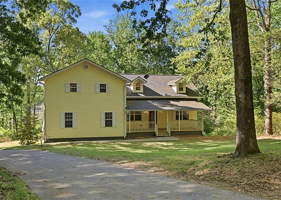 1st image of 3695 Ledan Rd