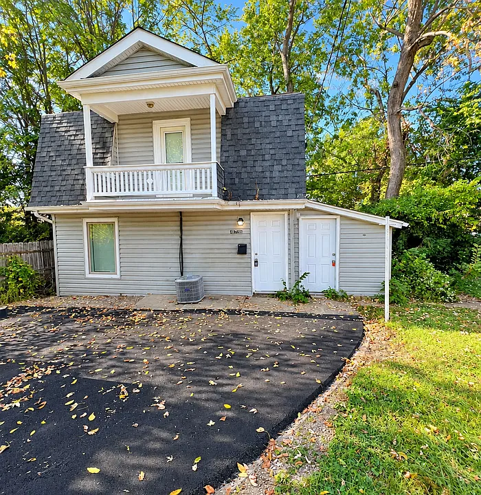 4736 Heidelberg Ave
