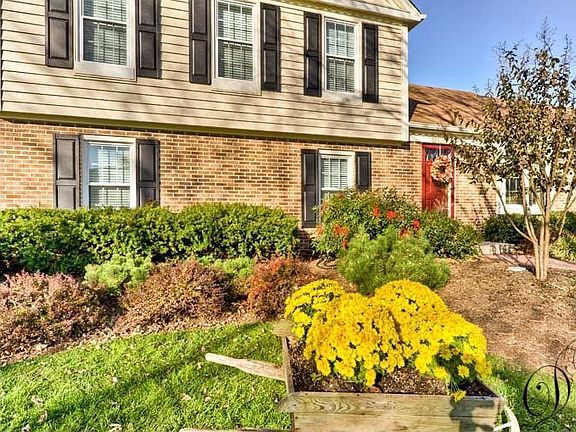 4th image of 12770 Turberville Ln