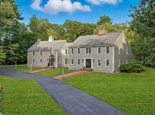 14 Alderbrook Dr, Topsfield, MA 01983