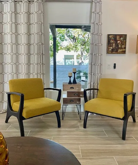 1730 Capri Cir — Photo 3