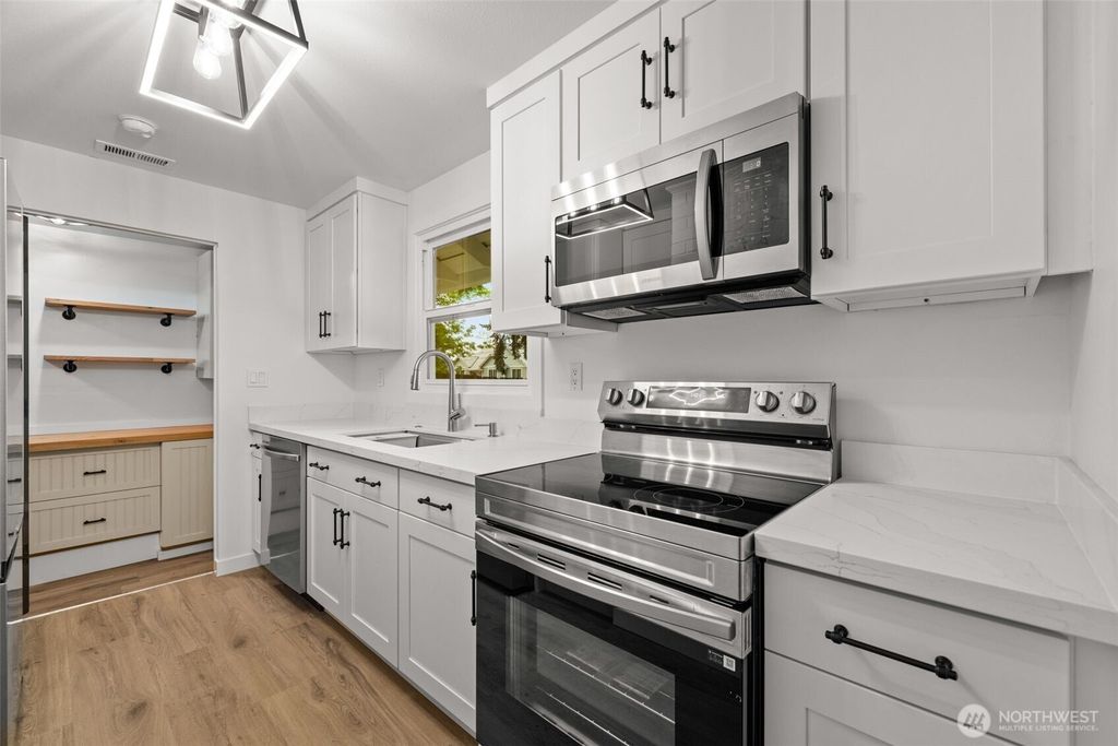 2309 192nd PL SW, Lynnwood, WA - View 6