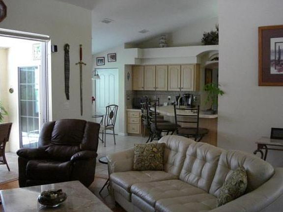 4th image of 2848 W Mustang Blvd