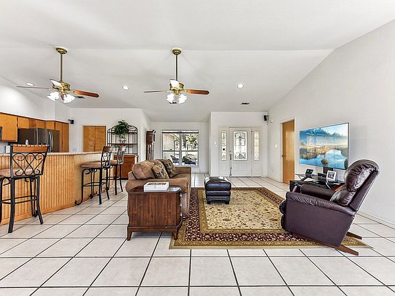 5th image of 400 Panorama Drive