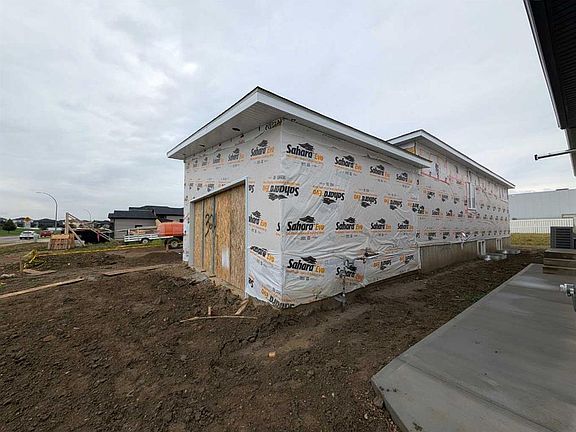 3rd image of 324 S Somerside Rd SE