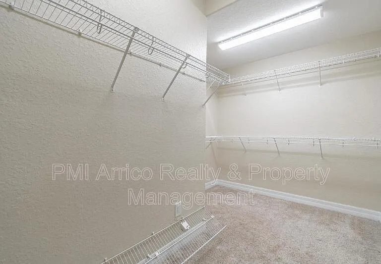 539 Treviso Dr — Photo 17