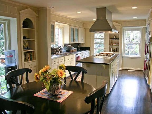 5th image of 6222 Deloache Ave