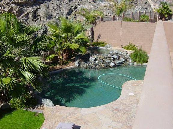 Pool & Spa