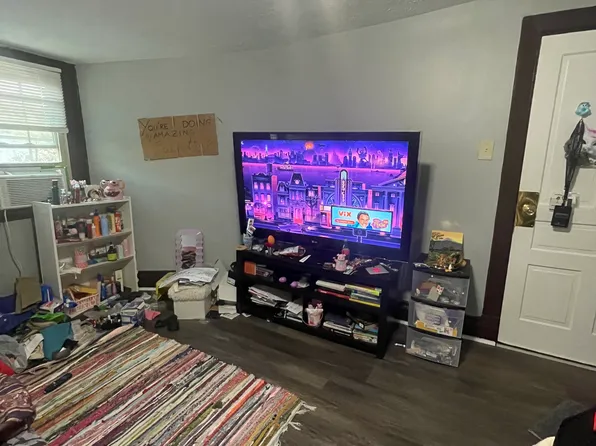 321 Donahue St #2, Cincinnati, OH 45219