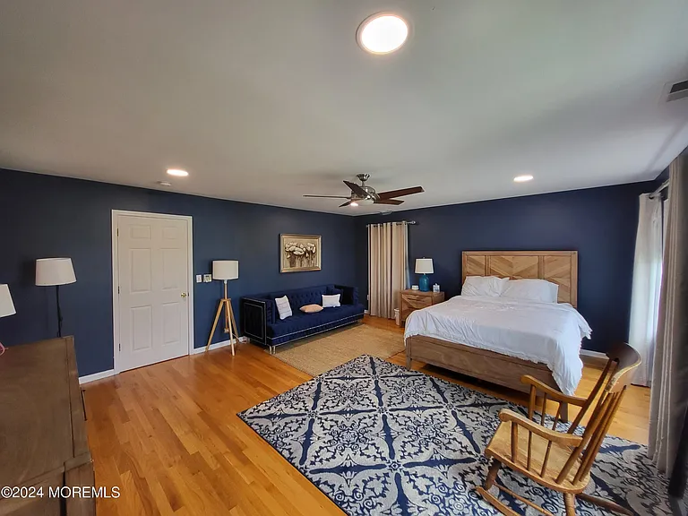 126 Elmwood Ave — Photo 22