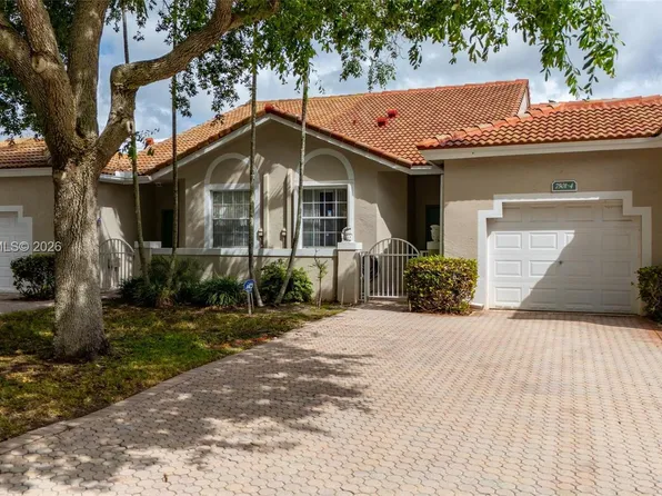 7501 S Aragon Blvd Unit 4, Fort Lauderdale, FL 33313