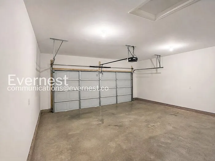 1046 Echo Ridge Rd — Photo 27
