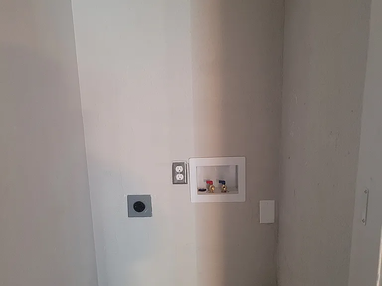 Washer and Dryer connections