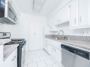 1963 S. Bedford St, Los Angeles, CA 90034
