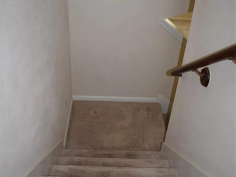 1747 Nichole Woods Dr — Photo 17