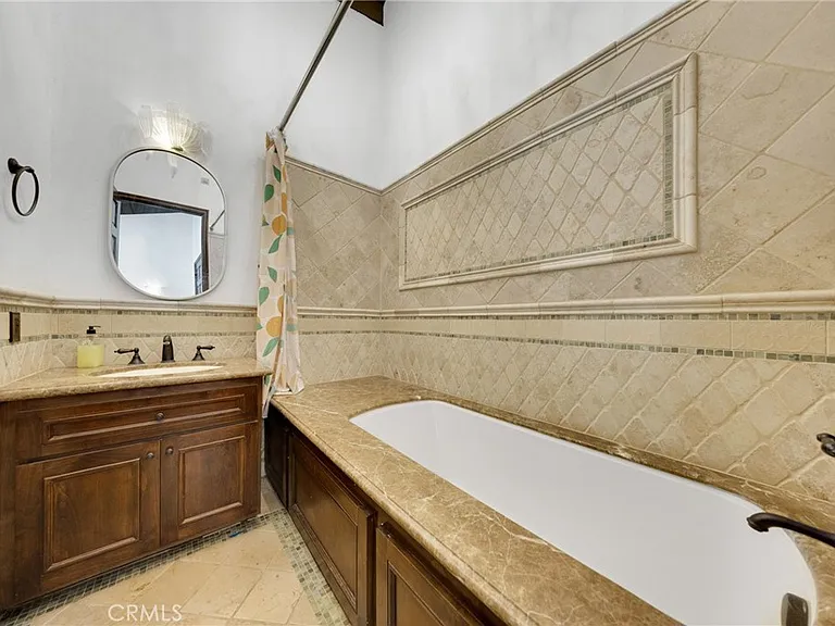 2300 Villa Heights Rd — Photo 56