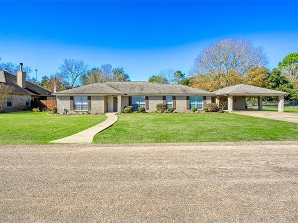 15527 Kitty Hawk Drive, Waller, TX 77484