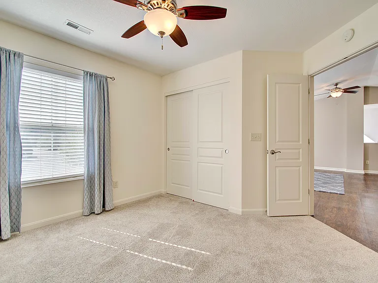 2223 Rolling Hills Dr — Photo 16
