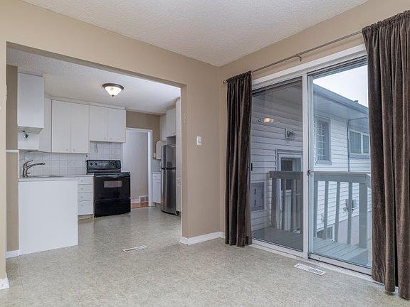 4th image of 2204 38th St SW