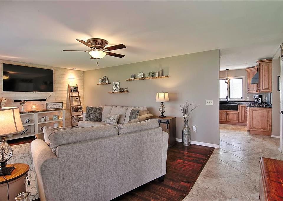 2381 Yost Rd, Bath, PA 18014 Zillow