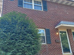2 Eaves Mill Rd, Medford, NJ 08055
