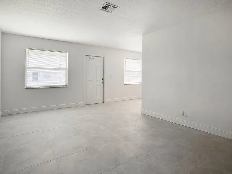 4102 Faith St — Photo 6