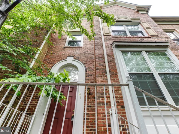 6021 Riddle Walk, Alexandria, VA 22312