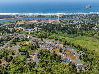59 Lahaina Loop Rd, Pacific City, OR, 97135