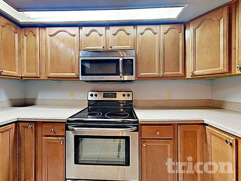 1805 Hitching Post Pl — Photo 31