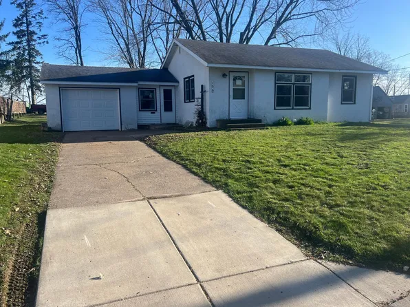 136 7th Ave SE, Pine City, MN 55063