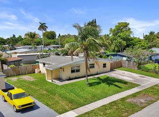 5740 SW 38th Street, Davie, FL 33314