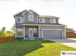 2709 Yorktown St, Bellevue, NE 68123