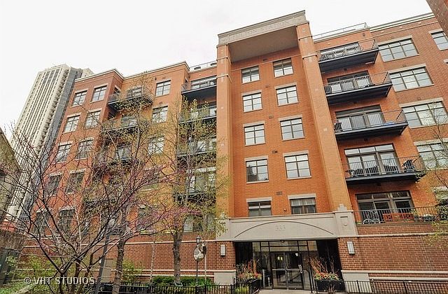 1st image of 333 N Jefferson St APT 306
