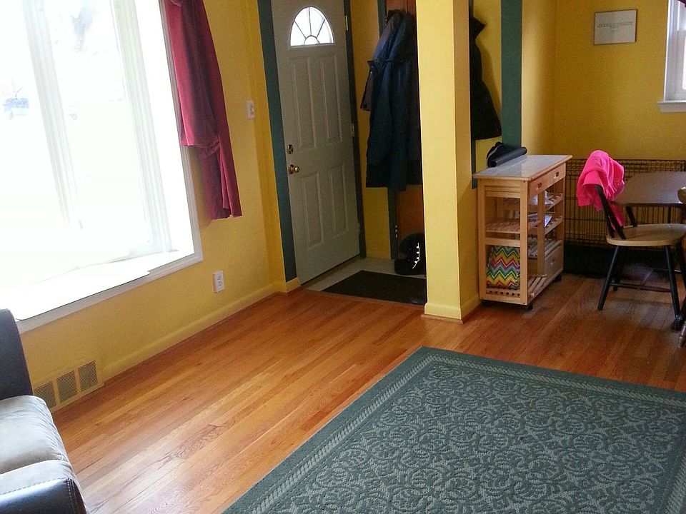 1st image of 14955 Cicotte Ave