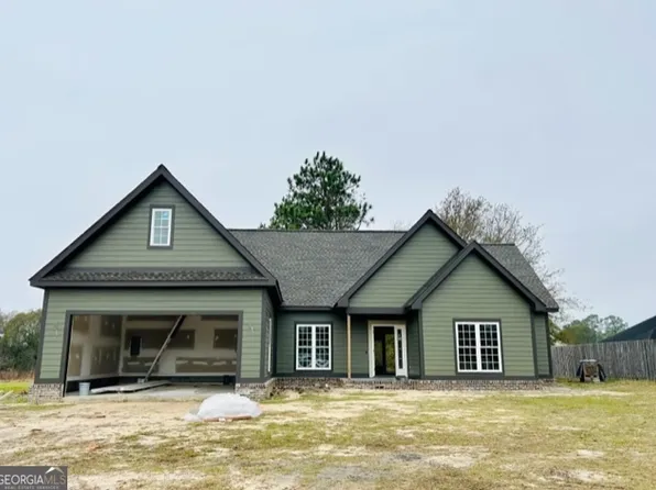 104 Pearl St SE, Moultrie, GA 31788
