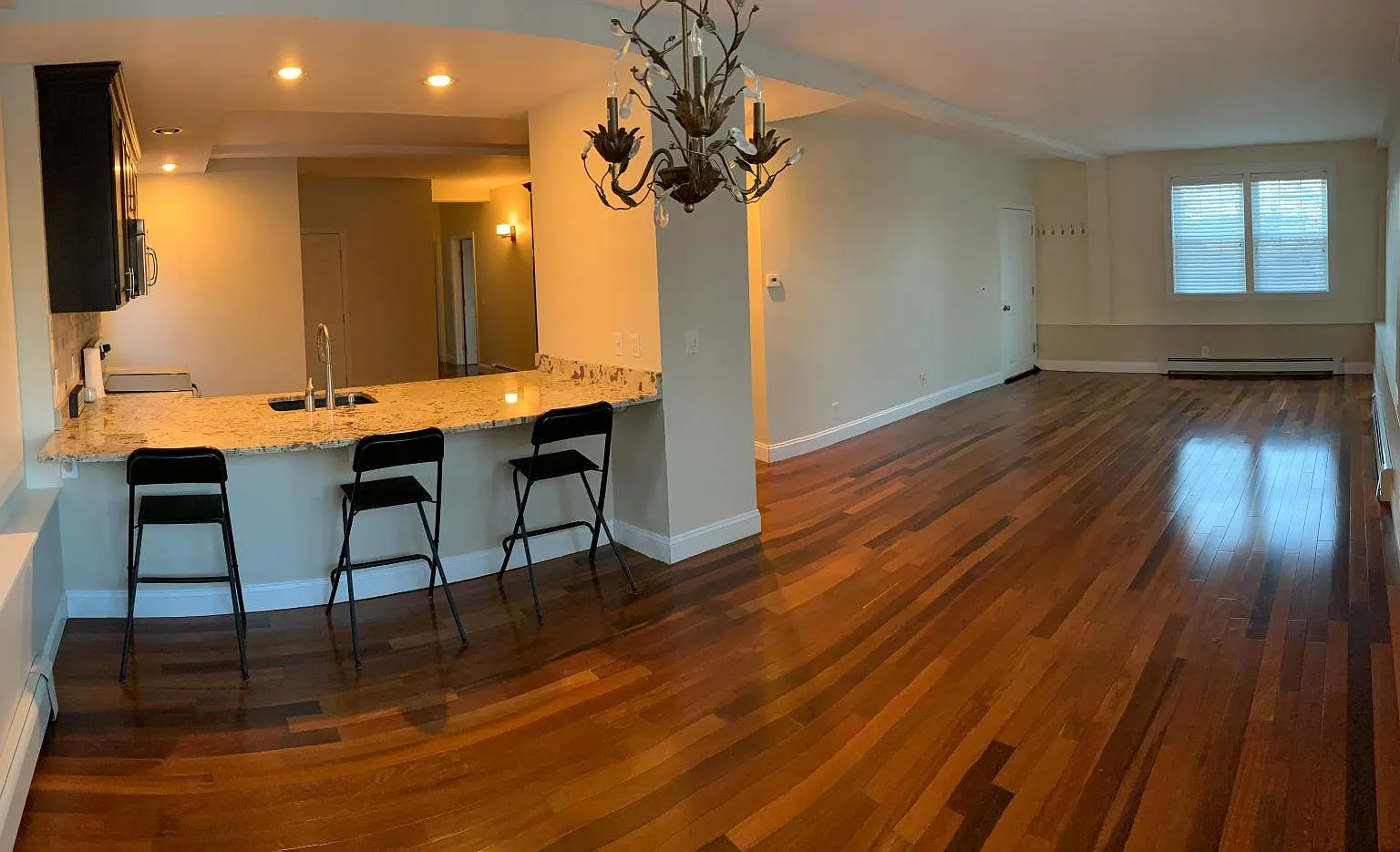 2 bed, 1500 sqft, $3,100 — Photo 1