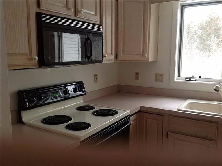 2nd image of 113 Quiet Creek Cir #7