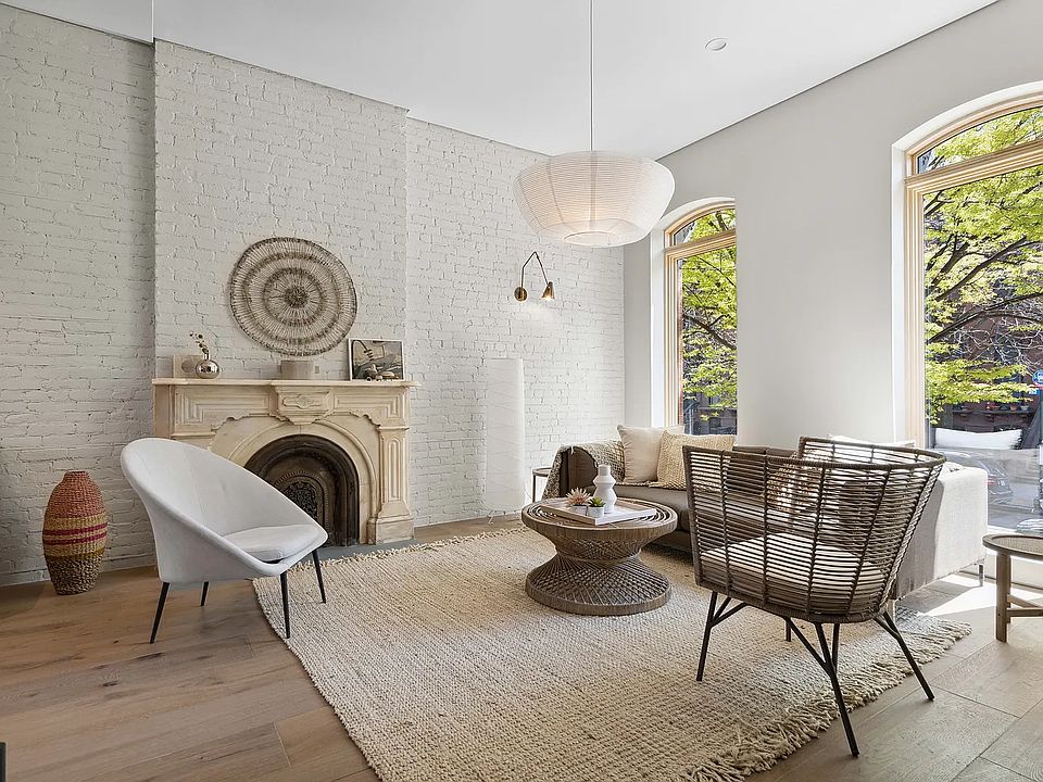 1st image of 301 Greene Ave #2