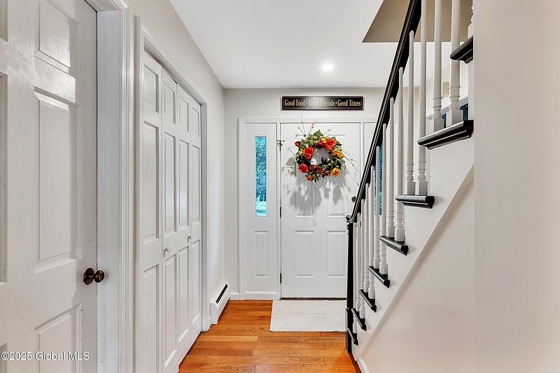 3rd image of 20 Linden Avenue