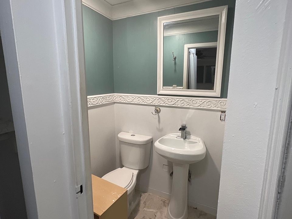 1st image of 123 Lewiston St #3